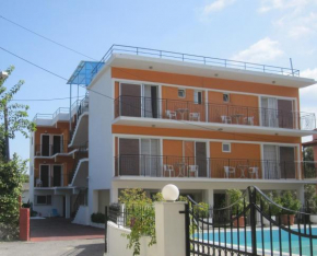 ANETTA STUDIOS & APARTMENTS